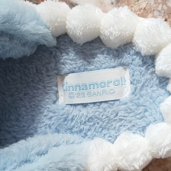 NWOT Cinnamoroll Sanrio Muti-Colored Plush Uniquely Designed Women's Slippers - Picture 11 of 11